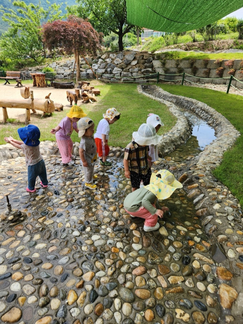자연놀이 활동 사진 11